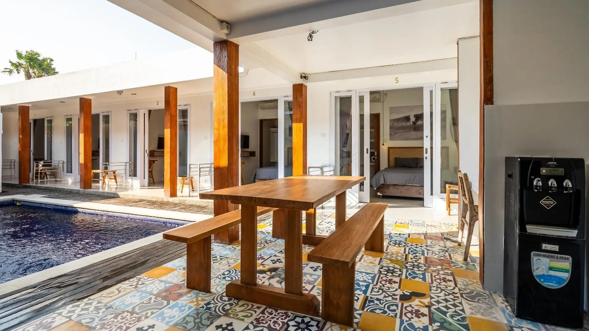 Lumturi House - Centrally Located Seminyak